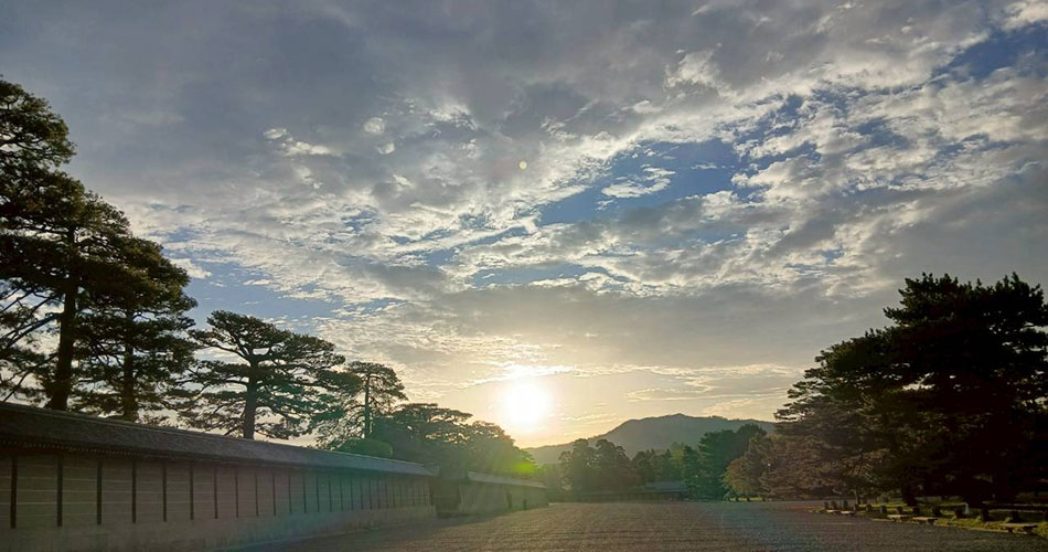 内山産業株式会社